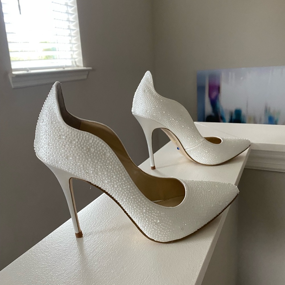 Gorgeous Bridal Heels!!! Never worn!